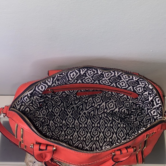 Urban Expressions Red/Orange Large Vegan Satchel Crossbody/Hand/Shoulder Bag - Picture 9 of 16